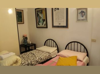 Roomgo IT - Posti letti in camera tripla, Siena - 320 € al mese