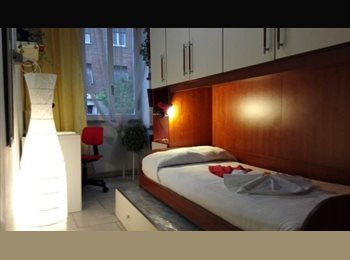 Roomgo IT - Ostiense stanze, Aventino-S.Saba - 390 € al mese