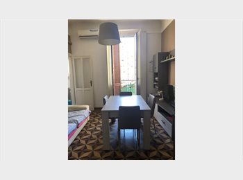 Roomgo IT - Appartamento in Via G. Murat n. 5, Centrale - Loreto - 850 € al mese