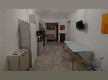 Roomgo IT - Appartamento per studenti, Alessandria - 350 € al mese