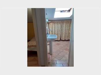 Roomgo IT - Monolocale week end,  Lucca comics, Carnevale, Viareggio - 550 € al mese