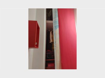 Roomgo IT - Due stanze in offerta preferibilmente brevi periodi, Sesto San Giovanni - 500 € al mese