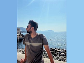 Roomgo IT - Lijin - 32 - Genova