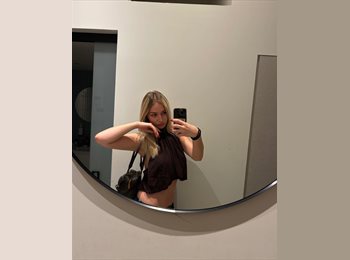 Roomgo IT - Valentina - 19 - Roma