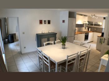 Appartager LU - Cloche d'Or, grande maison  en colocation à 4 chambres, Luxembourg Ville - 1.050 € / Mois