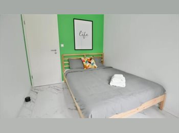 Appartager LU - Furnished single bedroom (Emerald Sea) – Super Central Flat | Place de Paris, Luxembourg - 1.005 € / Mois