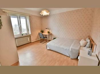 Appartager LU - Cosy Double Bedroom (2.2) with spacious terrace | Limpertsberg  (LBOS096.22), Luxembourg - 935 € / Mois
