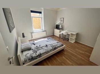Appartager LU - HESP15-01 NICE FURNISHED ROOM ONLY 700EUR DEPOSIT, Luxembourg - 1.080 € / Mois