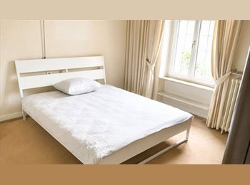 Appartager LU - DIEK77-03 Chambre en location en appartement rte de Diekirch, Walferdange, Luxembourg - 900 € / Mois