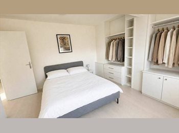 Appartager LU - ARL49-01 – Chambre meublée à louer à Belair, Luxembourg, Luxembourg - 1.000 € / Mois