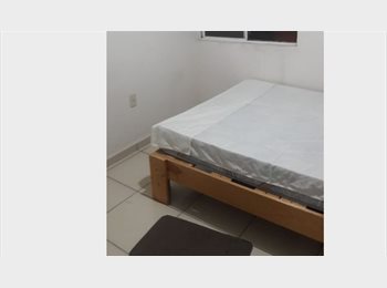 Roomgo MX - Renta de habitación en Fraccionamiento Real del Marqués, Qro, Querétaro - MX$4,500 por mes