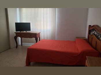 Roomgo MX - SE RENTAN COMODAS HABITACIONES AMUEBLADAS CERCA DE PLAZA GALERIAS, Zapopan - MX$3,800 por mes