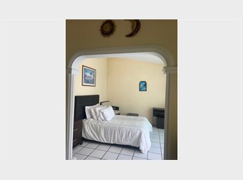 Roomgo MX - Rento Cuarto Tipo Loft Amplio y super ubicado, Zapopan - MX$8,700 por mes