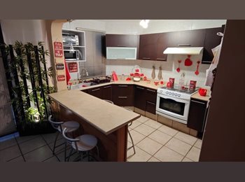 Roomgo MX - Renta Habitaciones Ejecutivas, León - MX$5,000 por mes