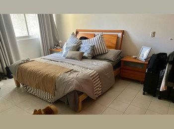 Roomgo MX - Cuarto frente a universidad autonoma gdl, Zapopan - MX$7,500 por mes