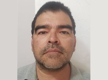 Roomgo MX - Victor Hugo - 49 - Querétaro