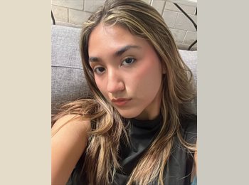 Roomgo MX - Andrea  - 24 - Guadalajara