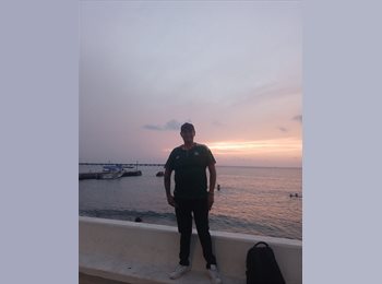 Roomgo MX - Johan Pulido - 38 - Playa del Carmen
