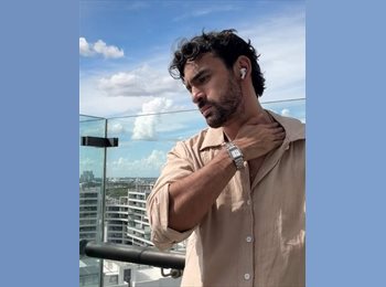 Roomgo MX - GILBERTO - 24 - Monterrey
