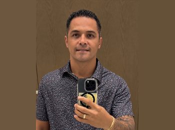 Roomgo MX - Abraham - 41 - Solidaridad
