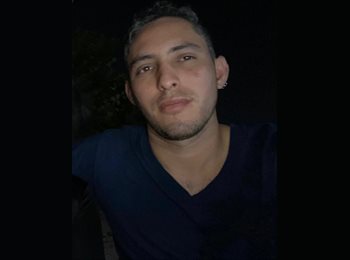 Roomgo MX - Emmanuel - 37 - Monterrey
