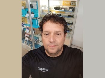 Roomgo MX - Miguel - 44 - Monterrey