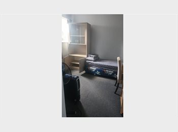 Roomgo NZ - Room available for rent, Wellington - $200 pw
