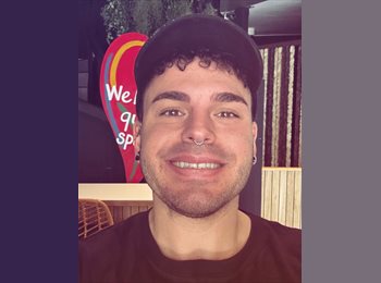 Roomgo NZ - Francesco - 33 - Dunedin