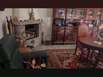 Roomgo PT - Alugo quarto em moradia, Lisboa - 550 € Por mês