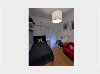 Roomgo PT - Quarto em Benfica, Lisboa - 550 € Por mês