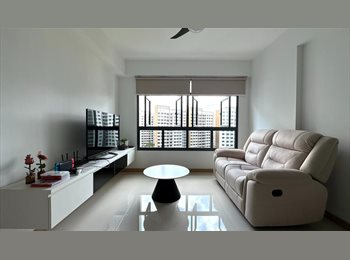 Roomgo SG - Shared Room with a Chinese Lady, Seletar - $550 pm