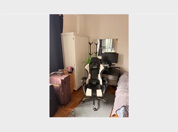 Roomgo UK -  Spacious Furnished Double Room + Private Shower | Bills Included, Dollis Hill - £1,300 pcm