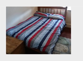 Roomgo UK - Large Single room, Ensbury Park - £610 pcm