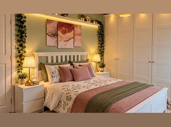 Roomgo UK - Fully furnished double room availability for professional person all bills included, Heywood - £600 pcm