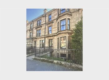 Roomgo UK - Room in 4-bed flat, Hillhead (G12) - available 31 Oct - £700 pcm, Hillhead - £700 pcm
