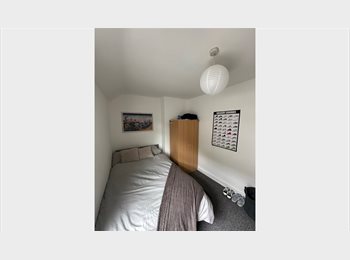Roomgo UK - CARDIFF - CATHAYS DOUBLE ROOM, Maindy - £510 pcm