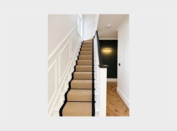 Roomgo UK - Beautifully renovated home with large garden | Acton Town W3, Gunnersbury - £1,200 pcm