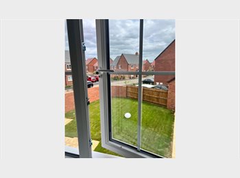 Roomgo UK - Double room in brand new home., Warwick - £900 pcm
