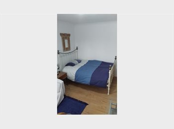 Roomgo UK - Must-see Room in Shared house in Star Lane Canning Town, Plaistow - £770 pcm
