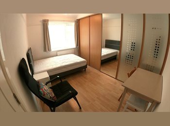 Roomgo UK - A double room available to rent, Alperton - £820 pcm