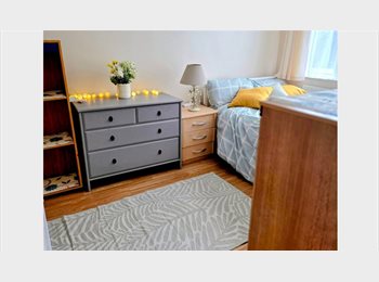 Roomgo UK - En-suite Double Room, Peterborough - £485 pcm