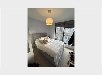 Roomgo UK - Bright ensuite room in Marylebone - short let, Lisson Grove - £1,750 pcm