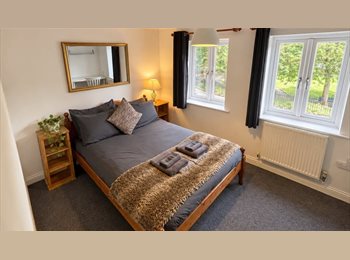 Roomgo UK - Spacious Furnished Double Room – Weston-super-Mare – Bills Included, Weston-super-Mare - £650 pcm
