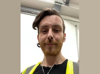 Roomgo UK - Keiron - 31 - Dartford
