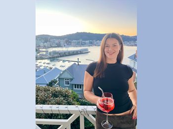 Roomgo UK - Kirsten - 29 - Manchester