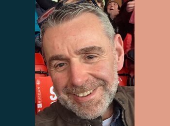 Roomgo UK - Derek - 54 - Glasgow