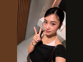 Roomgo UK - Saira - 25 - Earls Court