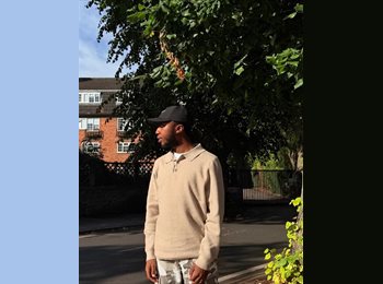 Roomgo UK - Leslie Boateng - 23 - Tower Hill