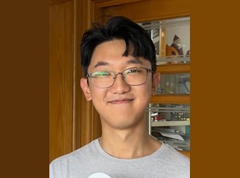 Roomgo UK - Jungho - 24 - Gloucester