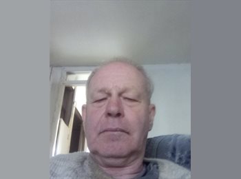 Roomgo UK - Andrew Spreadbury  - 65 - Bournemouth